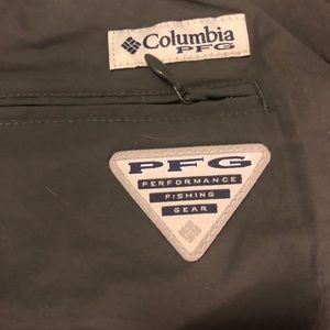 Men’s Columbia PFG zip off hiking pants